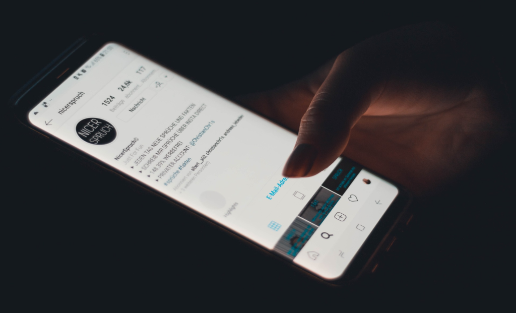 Instagram* проверка подписки