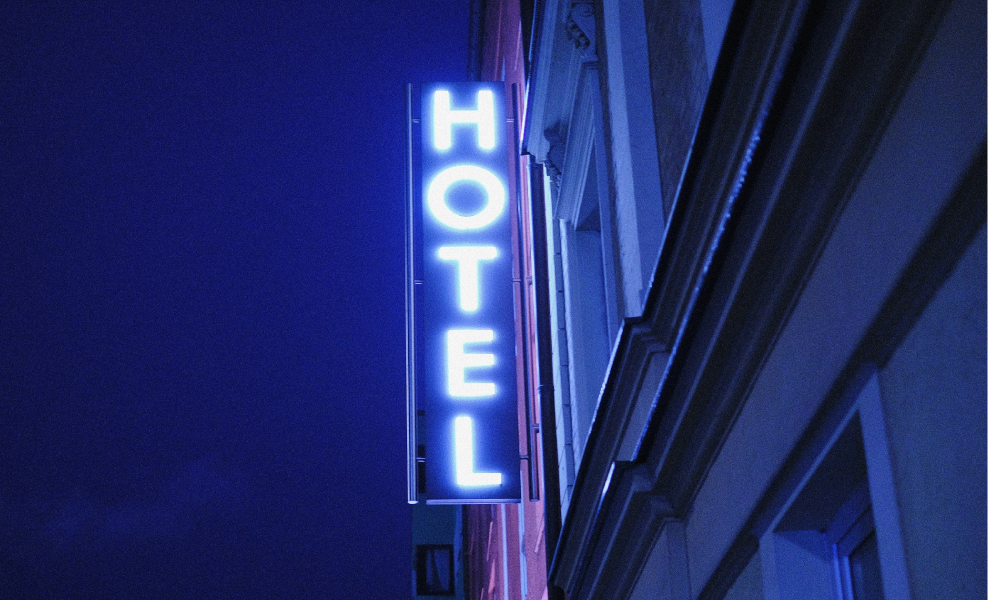 Бронирование номера в отеле